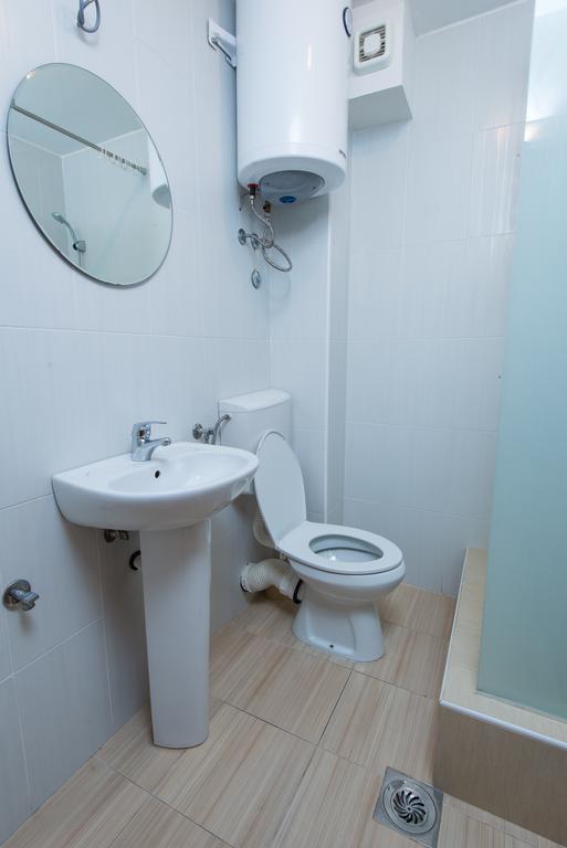 Apartments Mtv Petrovac Екстер'єр фото